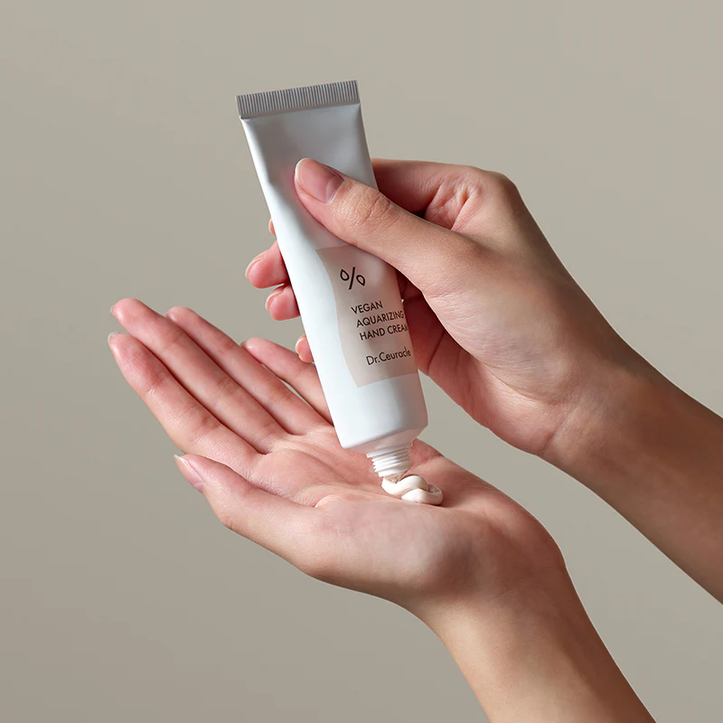 Vegan Aquarizing Hand Cream - Image 4