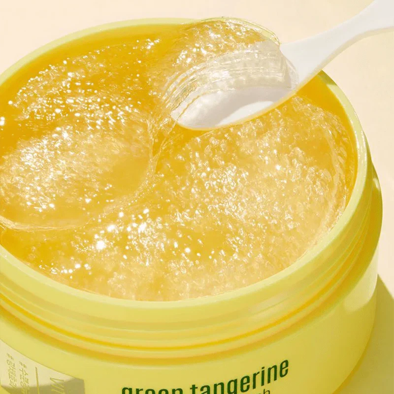 Green Tangerine Vita-C Dark Spot Care Eye Patch Alpha - Image 4