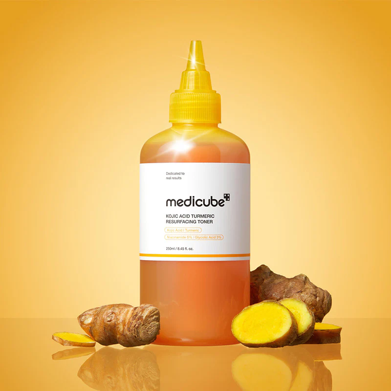 Kojic Acid Turmeric Resurfacing Toner - Image 2
