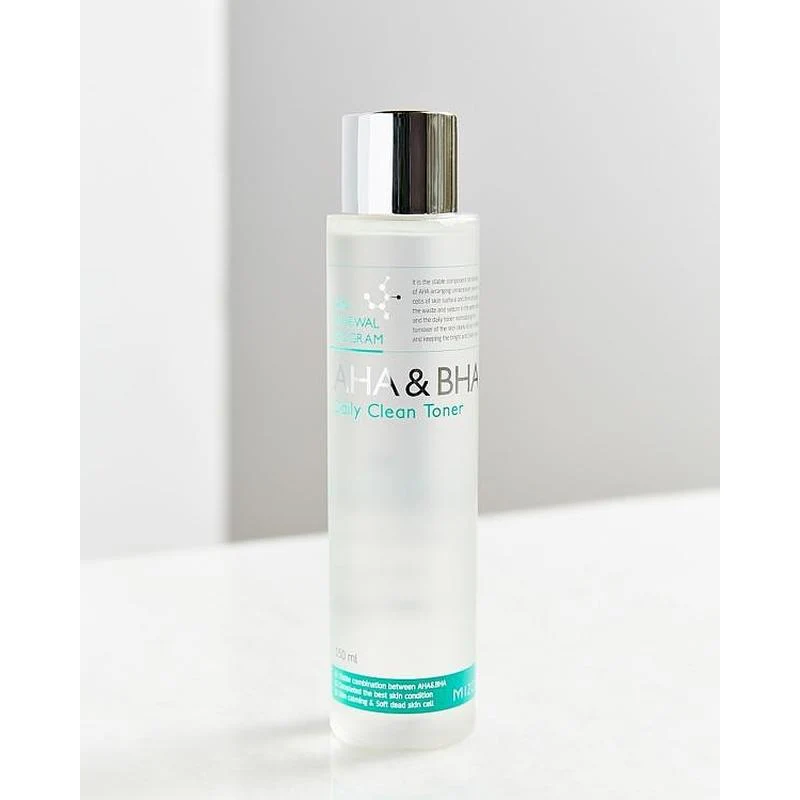 AHA & BHA Daily Clean Toner - Image 3