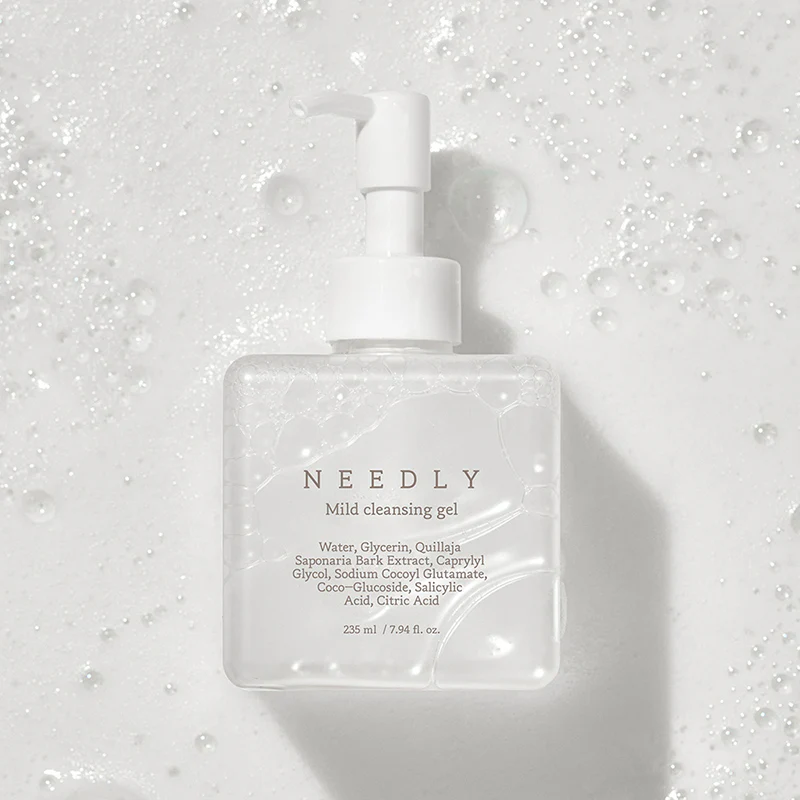 Mild Cleansing Gel - Image 4